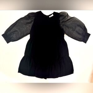 TCEC, has sheer sleeves